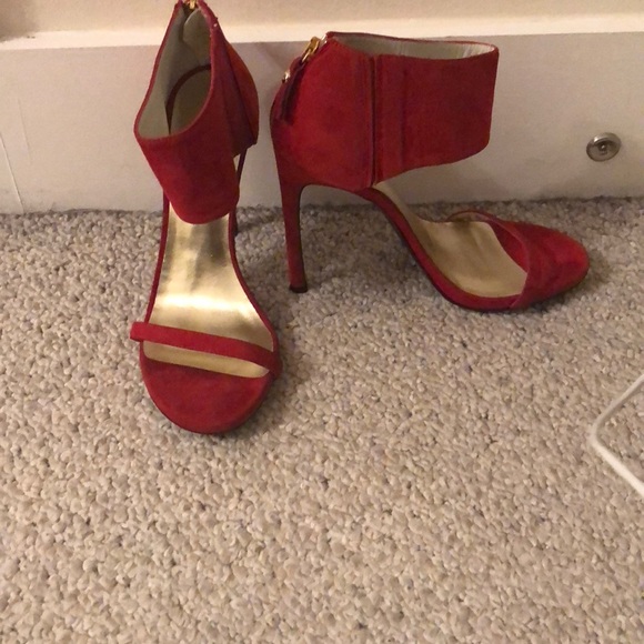 Size 38 Stuart Weitzman sandals - Picture 2 of 3